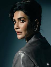 what is her next plan to defeat Bella 🐍?