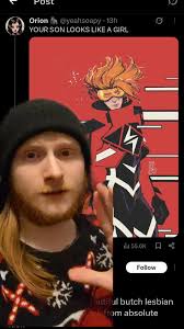 Exploring The Flash Design in Comics