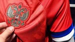 Das design überzeugt mit pinselstrichen, die zusammen den. Flaggenfarben Auf Russlands Em Trikot Vertauscht Nationalteam Verweigert Eurosport