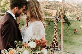 Affordable Wedding Venues That Don T Feel Cheap Here Comes The Guide Affordable Wedding Venues California Wedding Venues Zoo Wedding