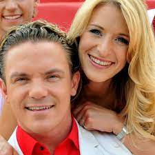 Mai 2014) seit 30 jahren steht stefan mross als musiker erfolgreich auf der bühne, zeigte sich nach außen hin. Stefan Mross Und Stefanie Hertel Sind Geschieden Stars