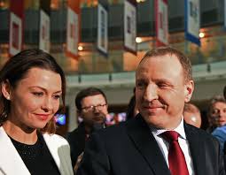 W sobotę przeżyliśmy piękną chwilę, ale w polityce z niemcami przegrywamy wszystko. Jacek Kurski Bedzie Musial Wrocic Do Zony Dla Prezesa Liczy Sie Slub Koscielny Pomponik Pl