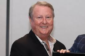 IIAA Honors Lynn Zeno, Liberty Mutual/Safeco (Movers & Shakers)