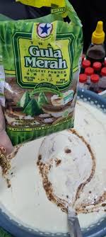 Gula melaka, or palm sugar syrup can be prepared and kept in the refrigerator for easy usage when needed. Resipi Kek Pandan Gula Melaka Paling Sedap Di Alam Maya Boleh Buat Niaga Kl Media
