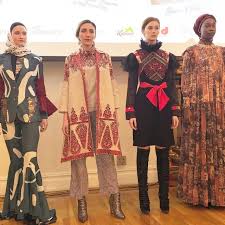 Nama dian pelangi merupakan salah satu desainer terkemuka dan cukup terkenal di indonesia. Dian Pelangi Comeback Ke New York Fashion Week 2019 Lifestyle Liputan6 Com