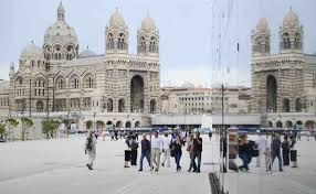 Cependant, dès le début du 20e siècle, en raison de la crise économique qui commence à frapper l'europe et la france, le grand magasin de lingerie connaît des. Trendy Marseille Finally In Right End Of The Riviera King Goya