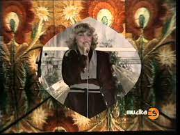 Play along with guitar, ukulele, or piano with interactive chords and diagrams. Hana Zagorova Malokdo Vi Live 1979 Youtube
