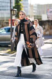 9 Bag Trends That Will Rule The New Year In 2021 Fashion Week Outfit Paris Fashion Week Street Style Fashion