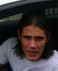 Before making the cut, see selected styling tips for short looks. Edinson Cavani S Neue Frisur May 2021