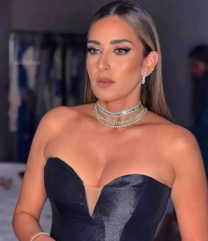🤍 . . . ‏‎‏#aminakhalil #amina_khalil #asmaa_galal #HASHTAG #actress  #actor #fashion #blogger #beauty #yasminesabri #yasmine_sabri #امينة_خليل  #ياسمين_صبري #اسماء