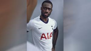 Dies ist der neue tottenham 2017 heim trikot. Trikots Der Internationalen Top Teams 2019 2020