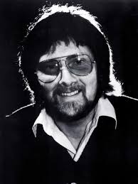 Sharing one of my favourite songs & a stunningly beautiful track from 'The  Robbie Sherman Song Book' 'Superhero'. Hope you all enjoy it as much as I  do. 🎶