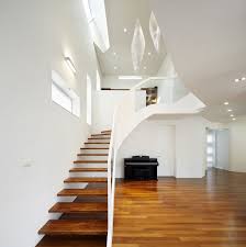Escalier traditionnel noir et blanc. Escaliers En Bois Interieur Et Exterieur Idees Sur Les Designs