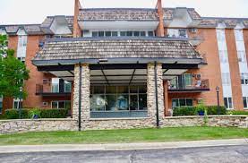 Single family home built in 1902 that sold on 08/25/2021. 4225 Saratoga Downers Grove Il 60515