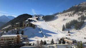 Snow reports provided by onthesnow.com. Photos Auris En Oisans Photos De La Station De Auris En Oisans