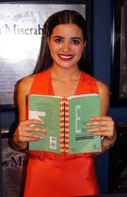 How tall and how much weigh paulina gaitan? Paulina Gaitan R Co Beauty Girl