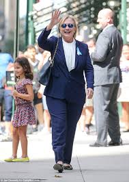 Hillary clinton height is 5'4(1.67 cm) and weight is not known. Hillary Clinton Says She Ll Release More Medical Records After Secret Surgery Revelation Daily Mail Online