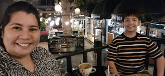 Here in Batangas, We don't have malls like the ones in metro manila.. but  we have really good aesthetic coffee shops and cool breeze. Chef Chateau is  one of the hidden jewels