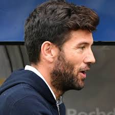 Stream episode Brian Barry-Murphy looks ahead to Rochdale's clash with  Manchester United by The 42 Podcasts podcast