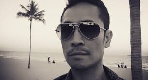 Mel Alvarez's Instagram, Twitter & Facebook