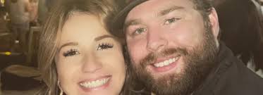 Drew Roberts and Liz Munson's Wedding Registry