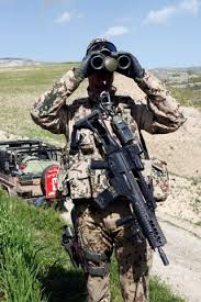 G36k A1 Mit Eotech Visier Dem Llm01 Und Sturmgriff Bundeswehr Soldaten Bundeswehr Soldaten