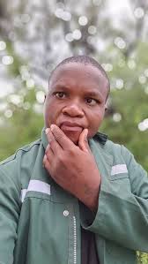 Pregnancy has made me so isolated , the only thing I care about is peace. I  don't care to do anything , i don't care to deal with anyone or really go