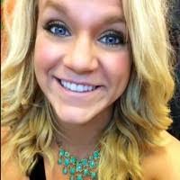 Tara Lloyd's Instagram, Twitter & Facebook