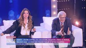 Vittorio sgarbi si accascia davanti alla telecamera: Vittorio Sgarbi A Tutta Capra Live Non E La D Urso Video