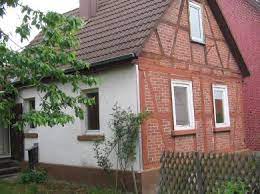 Wir sind eine kleine 4 köpfige junge familie mit zwei kleinen hunden und suchen dringend im raum. Kleines Haus Mit Garten Und Schuppen Zu Vermieten Wohnfl Ca 50 55qm 300 Euro Kalt Haus In Boblingen Sindelfingen Holzgerlingen
