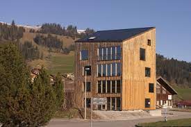Die heizung gehört in den meisten haushalten zu den größten kostenfressern. Funf Geschossiger Holzbau Ohne Heizung Thoma Holz