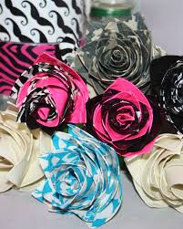 Be sure to alternate colors of duct tape so you have an equal amount of each color. How To Make A Duct Tape Flower Feltmagnet