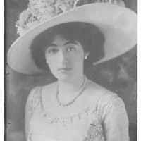 Ellen McLean, wife of Lt. Col. Darryl McLean, 72nd