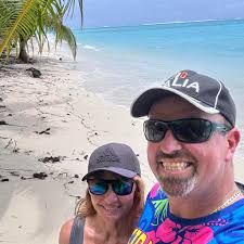 What are the costs of food, drinks, and activities in Rarotonga, Cook  Islands?