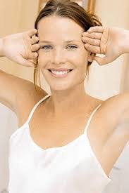 Janette Carroll's Instagram, Twitter & Facebook