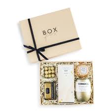 Fun new gift or party idea specially designed for people turning forty. 40 Best 40th Birthday Gift Ideas In 2021 Mens Womens 40th Birthday Gifts