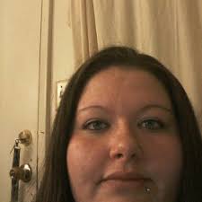 Danielle Risinger (@danielle40165)