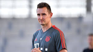 Fußball 4life.ihr könnt mir gerne followern umd ja immer schön aktiv und spritzig bleiben haut da rein und ciao. Miroslav Klose Fc Bayern Kids Club
