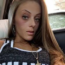 Does Disney provide life jackets for children at their pools?