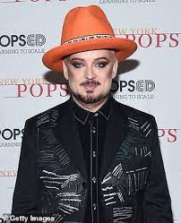You can download boy george for free on our site high quality save audio in 1 click wide.format: Der Voice Coach Boy George Bestatigt Dass Er Den Song Mit Einem Teenager Fan Neu Aufnehmen Wird Nach Welt