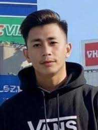 No-look, no problem for LeBron. NBA Assist Week