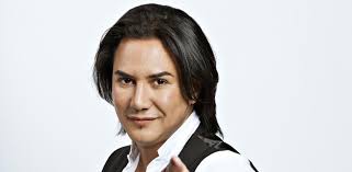 Andy Andy recibe ahora el feroz ataque de la tropa romeísta