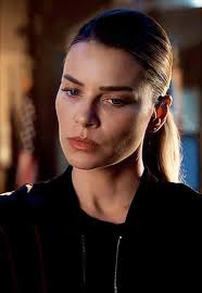 chloe decker lucifer lauren german chloe decker lucifer