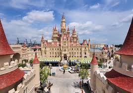 Once Upon A Time In A Land Far Far Away Shrek Shrek Castle Universal Studios Theme Park Universal Studios Singapore Universal Studios