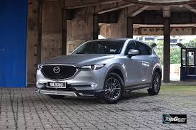 Lows limited storage space, dated infotainment, top engine reserved for priciest models. Topgear Test Drive Mazda Cx5 2 0 Gls