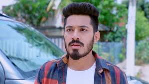 Naagini 2 This Is How Trishul Tries To Save Shivani From Being Killed Zee5 News If you are asking about the couple acting as naaga and naagini as they show in the ads, they are naaga: naagini 2 this is how trishul tries to