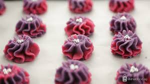 Biskut ni orang berpantang pun boleh makan, sebab takde. Kuih Dahlia Share Food Singapore