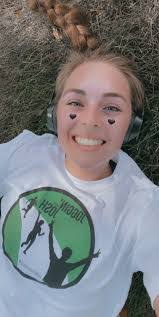 Kayla Christopherson's Instagram, Twitter & Facebook