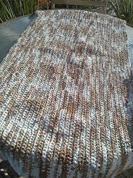 Take your old plastic bags and magazine sleeves, slice them into strips, loophole together and begin linkeding them into something else. Diy Crochet Plastic Bags Into Sleeping Mats For The Homeless 1 Million Women