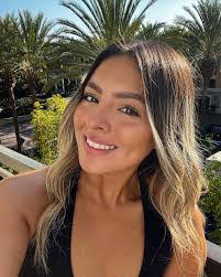 Alexis Cisneros's Instagram, Twitter & Facebook